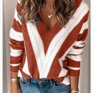 Pretty Garden V-neck Pullover Sweater Rust Red/Orange